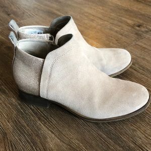 Toms Booties ✨